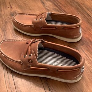 Sperry Topsiders
